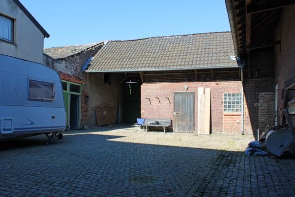 Innenhof 1.2