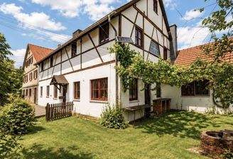 Fachwerkimmobilie mit Obstgarten