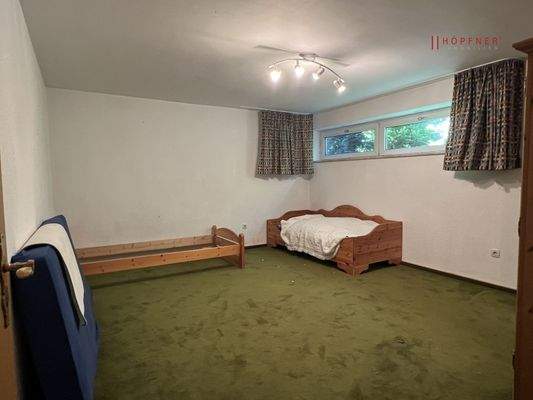 Zimmer im Kellergeschoss