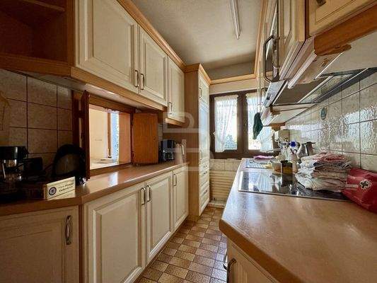 Praktische Durchreiche