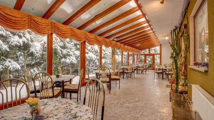 stillgelegter Wintergarten