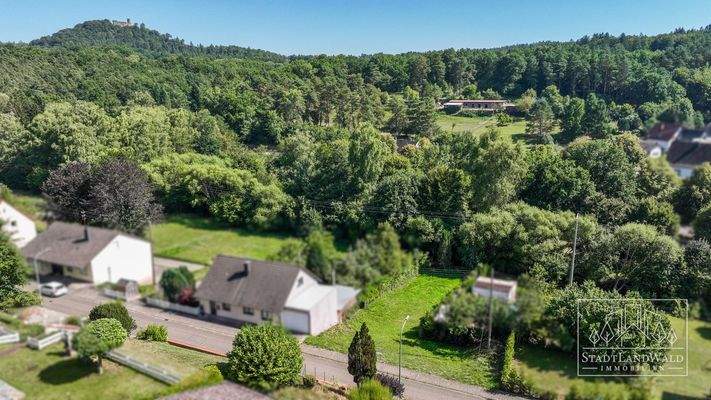Bauplatz mit Burgblick - Merzalben