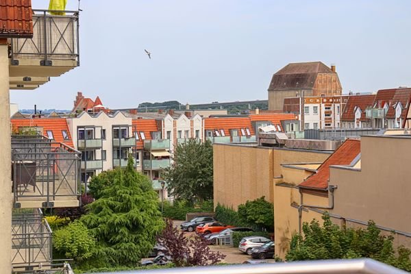 Ausblick vom Balkon auf die Rügenbrücke