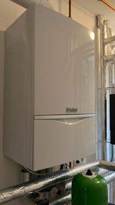 Brennwert- Gaszentralheizung