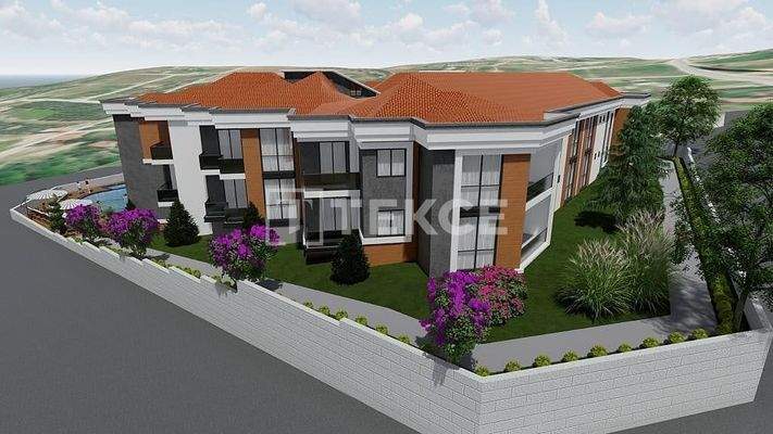 Apartments in a Complex with Sea and City Views in Çınarcık