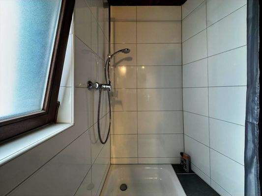Dusche 2.OG Hinterhaus