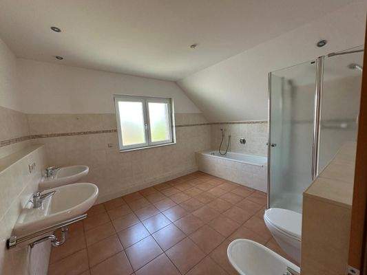 Badezimmer Obergeschoss