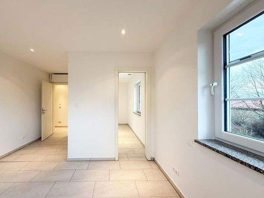 Schlafzimmer mit Ankleide