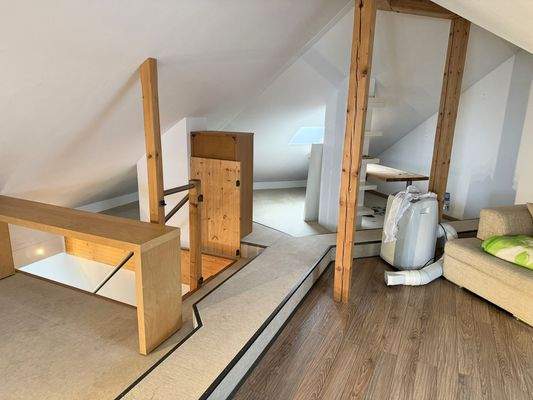 Modernes Dachgeschosszimmer