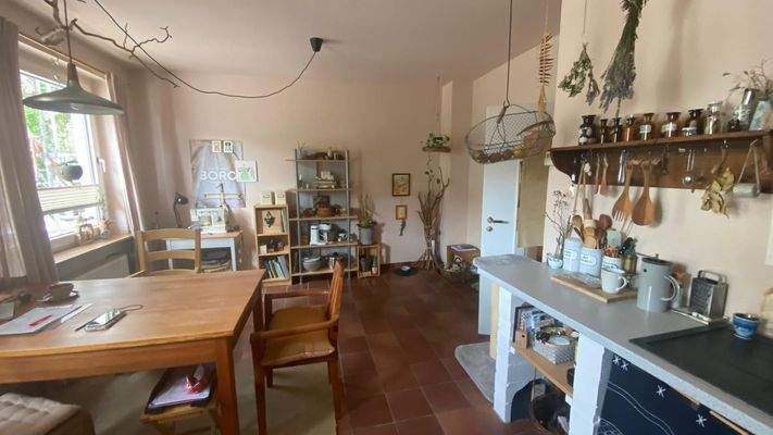 Große Wohnküche zur Straße 