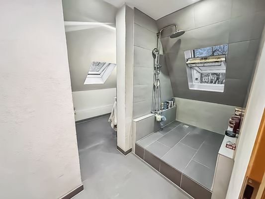 Badezimmer 1