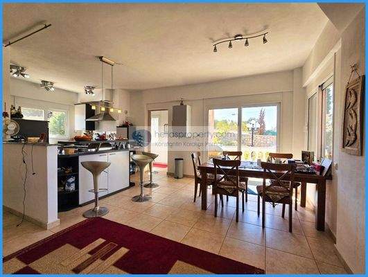 71d30204f7e74b03bfc8b53b6002357b-original