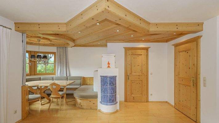 KITZIMMO-Gepflegtes Einfamilienhaus mit Kaiserblick kaufen - Immobilien Kitzbühel.