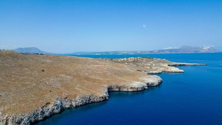 Kreta, Kokkino Chorio: Riesiges Grundstück mit einzigartiger Aussicht zu verkaufen