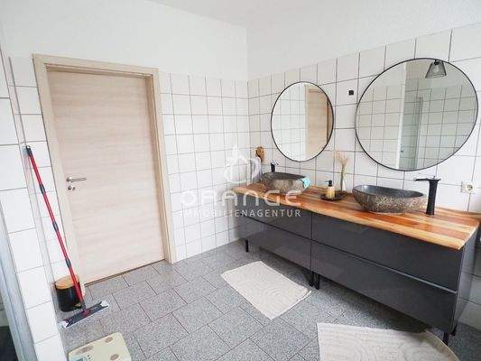 Badezimmer OG 