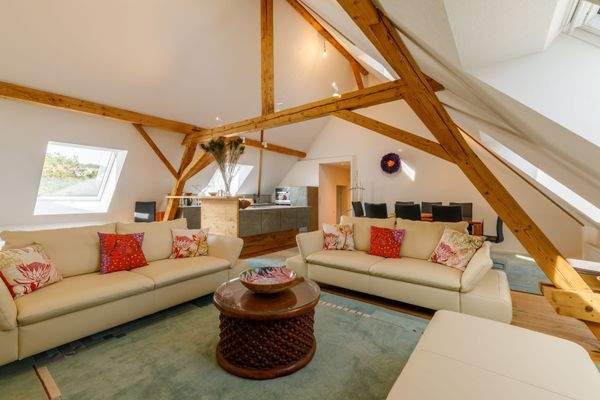 4-Zimmer-Wohnung im Dachgeschoss, Wohnbereich