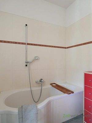 Wanne im großen Bad