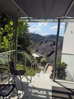 überdachter Hauseingangsbereich