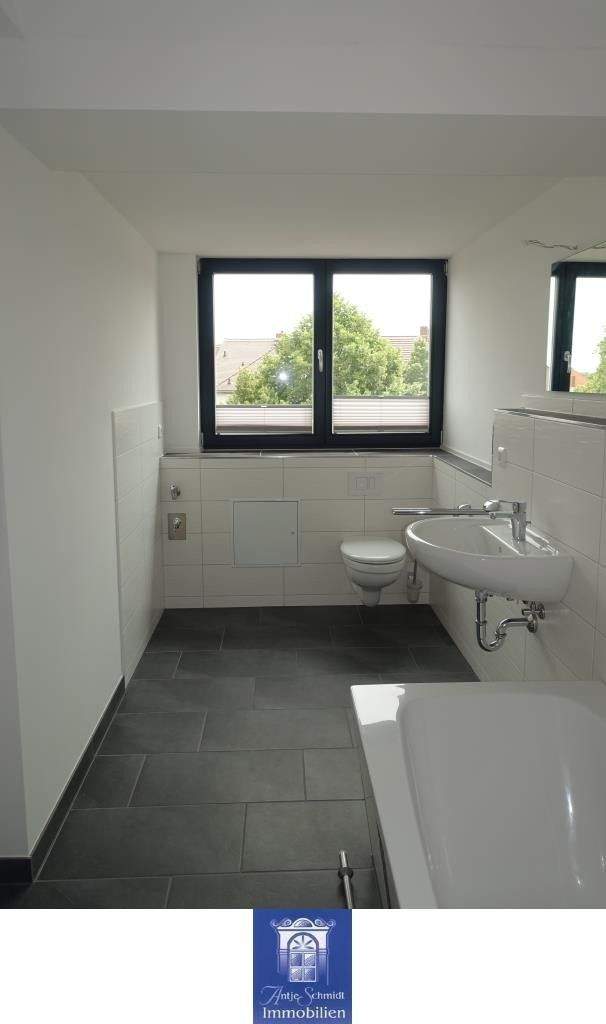 Individuelle Dachgeschosswohnung in Dresden-Plauen! - Foto 1