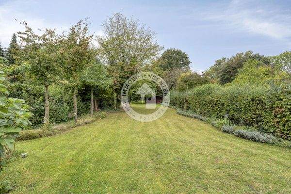 ...direkt neben dem Naturschutzgebiet gelegen.