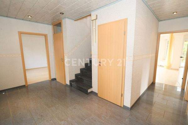 Eingangsbereich Zugang DG