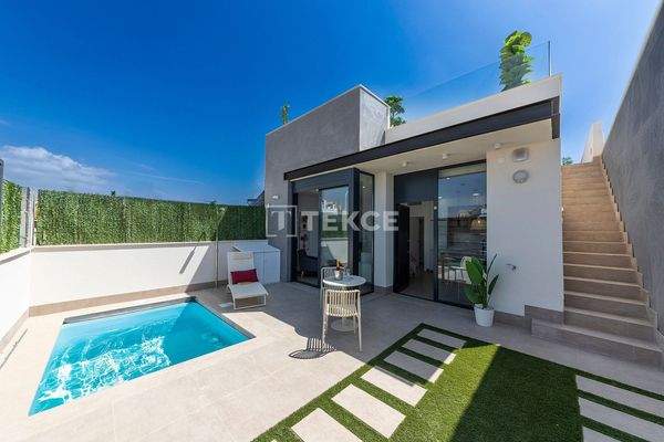 Detached Villas 400 m from the Beach in Almería Spain