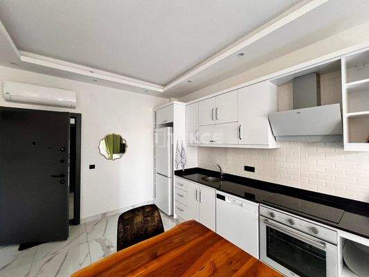 Furnished Apartment in A Complex with Pool in Alanya Avsallar