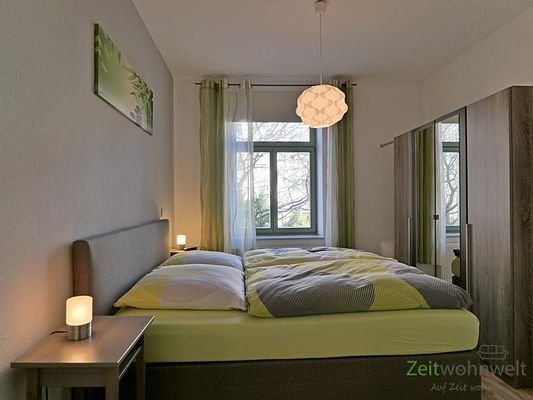 Schlafzimmer zum Innenhof