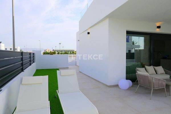 Elegant Villas in Dolores Alicante Costa Blanca