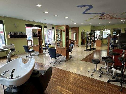 Friseurladen EG Salon