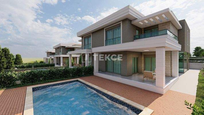 Villas with Private Swimming Pools and Gardens in Manavgat