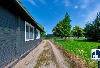 Zufahrt Ferienobjekte