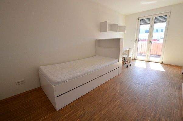 Apartment 1 - Blick zum Balkon