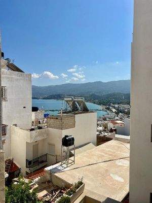 Kreta, Sitia: Steinstadthaus mit Terrasse zu verkaufen