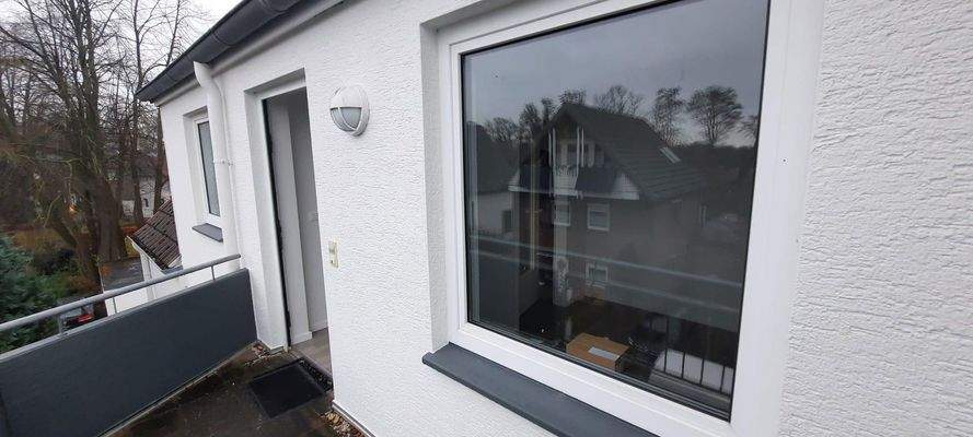 Eingang/ Küchenfenster