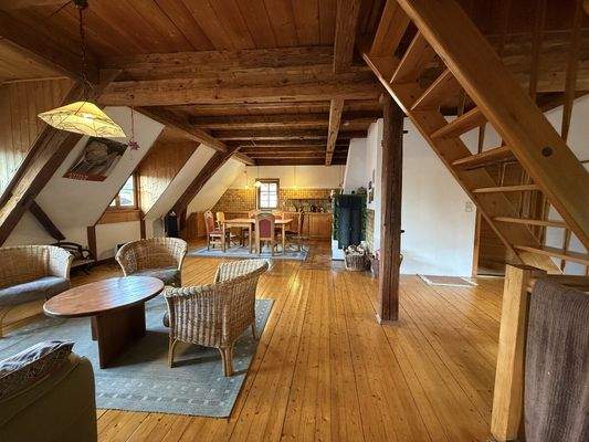 Küche Wohn- und Esszimmer OG