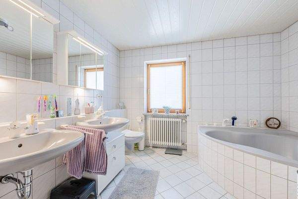 Tageslichtbad Erdgeschoss