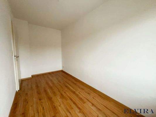 Kinder- /Arbeitszimmer 1.OG