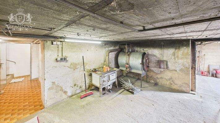 CAM01984G0-PR0452-STILL054