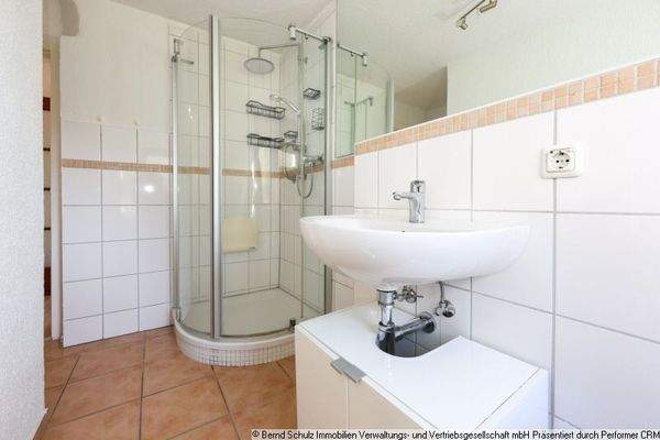 13 Duschbad