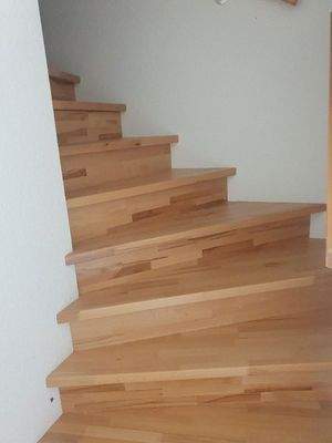 Treppe zum 1OG