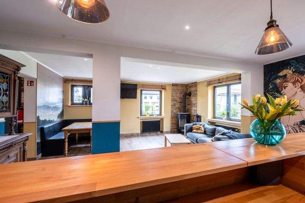 18300 Wohnessbereich