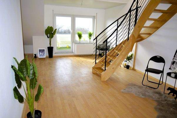 Blick in Wohn- Essbereich