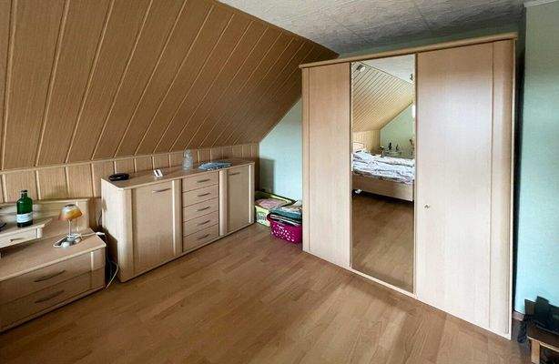 Schlafzimmer-2-andere-Seite