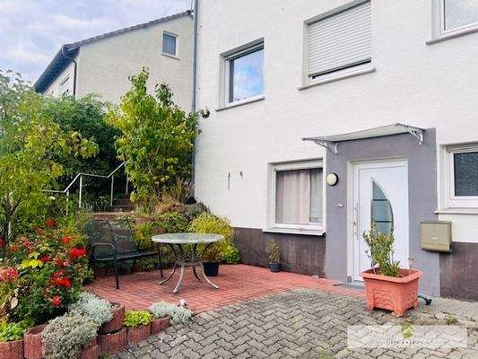 Separater, barrierefreier Zugang zur Souterrain-Wohnung