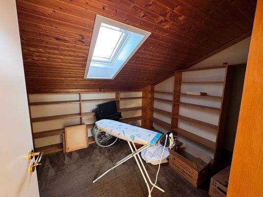 Arbeitszimmer / Bügelzimmer