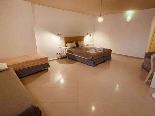 Kreta, Platanias: Luxuriöser 4-Villen-Komplex zu verkaufen, nur wenige Meter vom Meer entfernt!