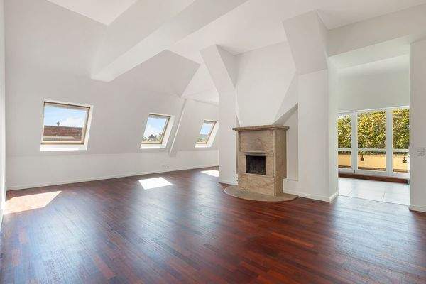 Wohnbereich mit Kamin