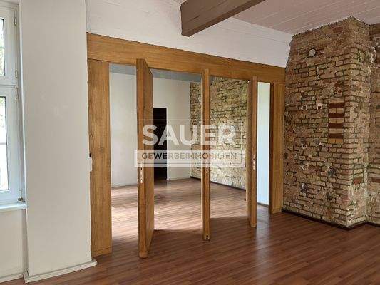 Innenansicht 3. OG abgetrennter Raum durch Drehelemente