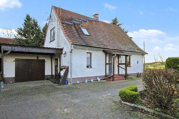 Eingangsbereich _ Hof